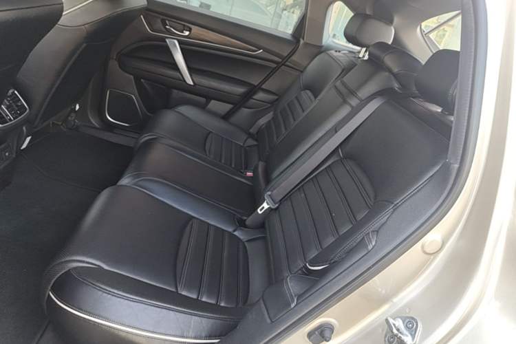 Used Honda UR-V 2017 240TURBO Two-Wheel Drive Classic Edition China V Left Rear Seat