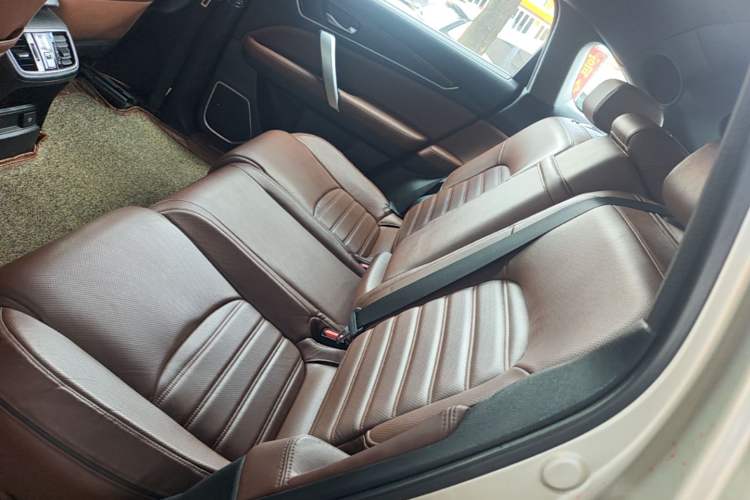Used Honda UR-V 2017 370TURBO Four-Wheel Drive Prestige Edition China V Left Rear Seat