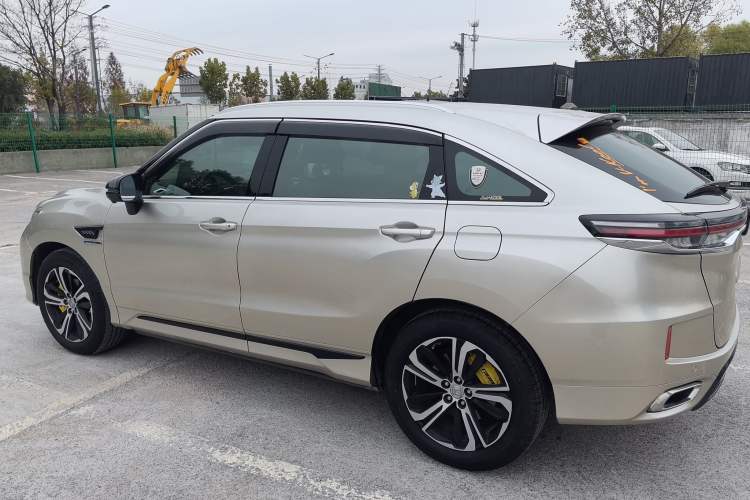 Used Honda UR-V 2017 370TURBO 2WD Prestige Edition China V Left Side