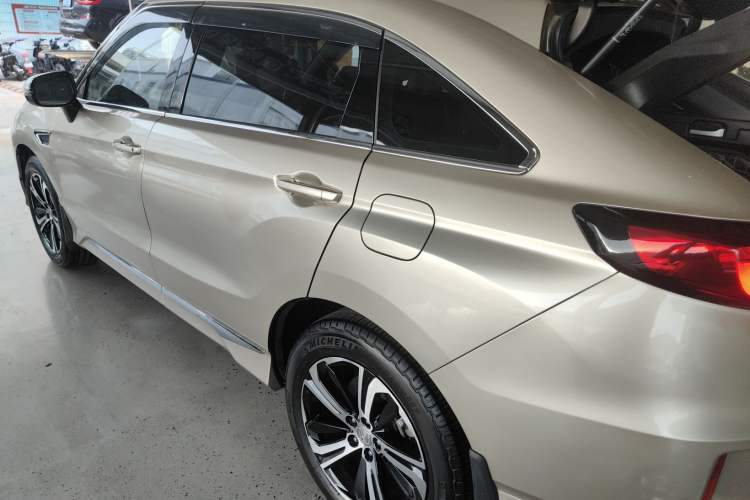 Used Honda UR-V 2017 370TURBO Four-Wheel Drive Prestige Edition China V Left Side