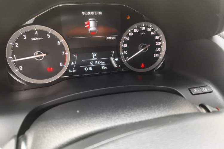 Used Honda UR-V 2017 370TURBO 2WD Prestige Edition China V Odometer Close Up