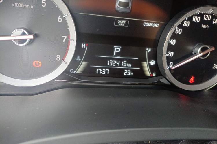 Used Honda UR-V 2017 370TURBO Four-Wheel Drive Prestige Edition China V Odometer Close Up