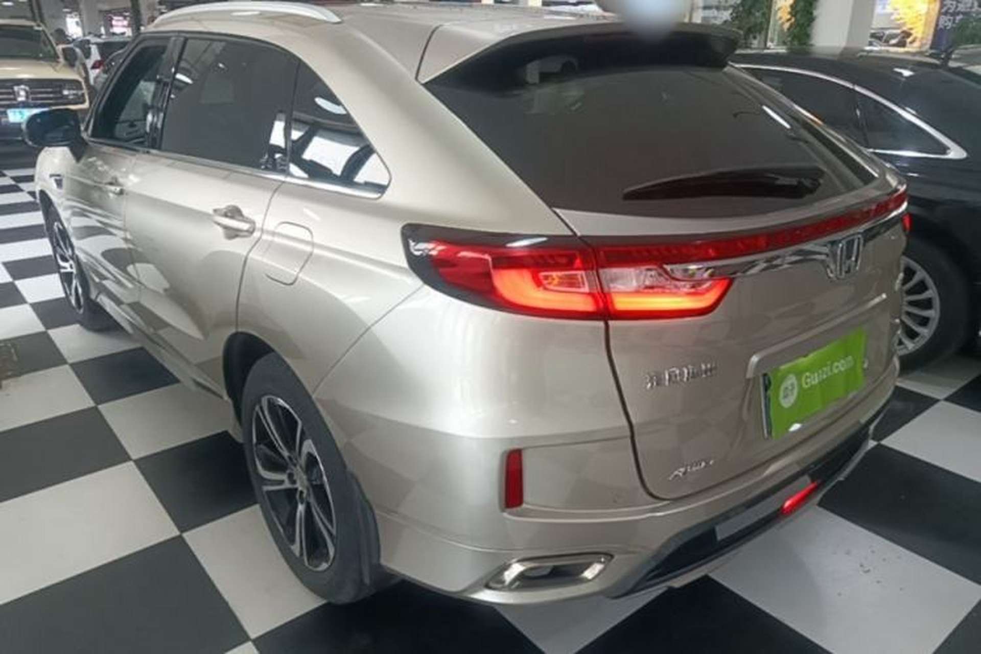 Used Honda UR-V 2017 370TURBO Four-Wheel Drive Prestige Edition China V Rear Left 45 Deg