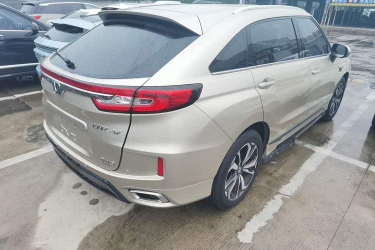Used Honda UR-V 2017 240TURBO Two-Wheel Drive Classic Edition China V Rear Right 45 Deg