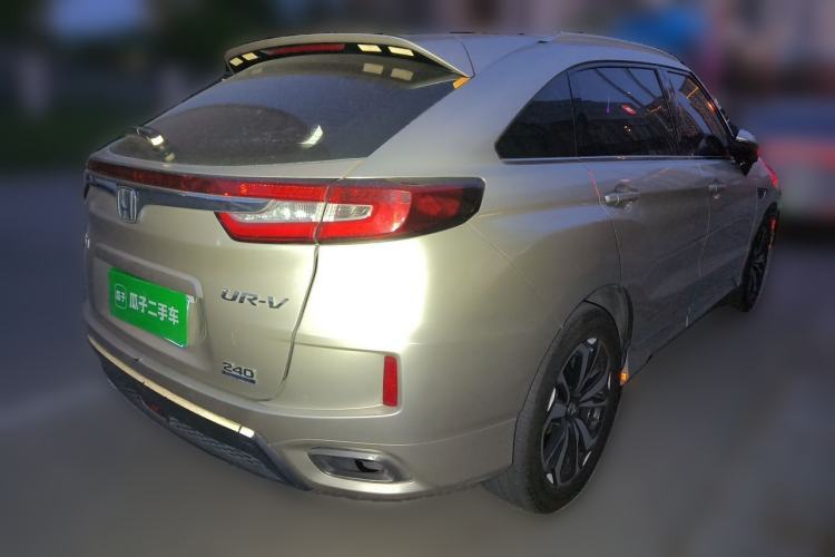 Used Honda UR-V 2017 240TURBO Two-Wheel Drive Luxury Edition China V Rear Right 45 Deg
