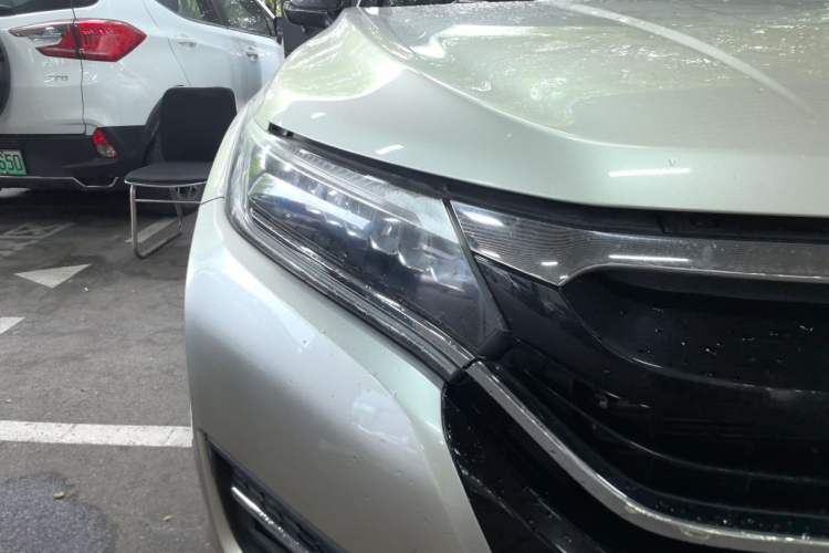 Used Honda UR-V 2017 370TURBO 2WD Prestige Edition China V Right Front Headlight