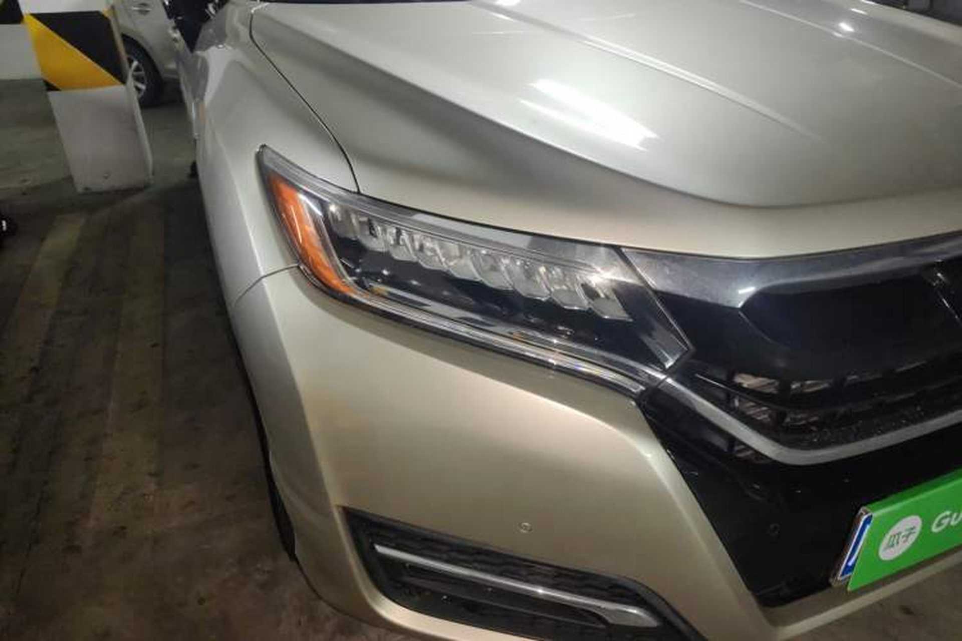 Used Honda UR-V 2017 370TURBO Four-Wheel Drive Prestige Edition China V Right Front Headlight