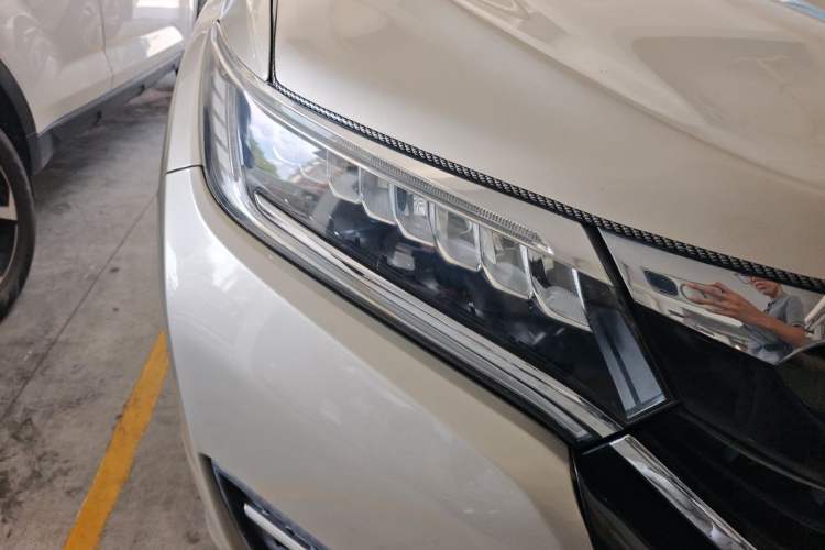 Used Honda UR-V 2017 370TURBO Four-Wheel Drive Prestige Edition China V Right Front Headlight
