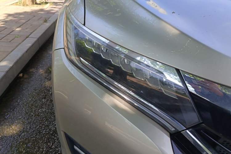 Used Honda UR-V 2017 370TURBO 2WD Prestige Edition China V Right Front Headlight
