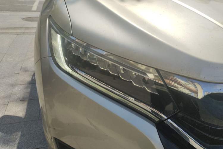 Used Honda UR-V 2017 240TURBO Two-Wheel Drive Luxury Edition China V Right Front Headlight