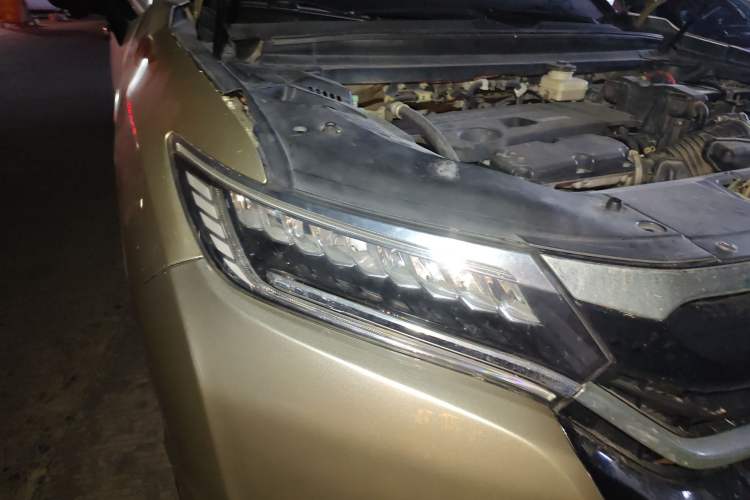 Used Honda UR-V 2017 370TURBO Four-Wheel Drive Prestige Edition China V Right Front Headlight