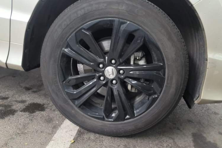 Used Honda UR-V 2017 370TURBO 2WD Prestige Edition China V Right Front Wheel Hub