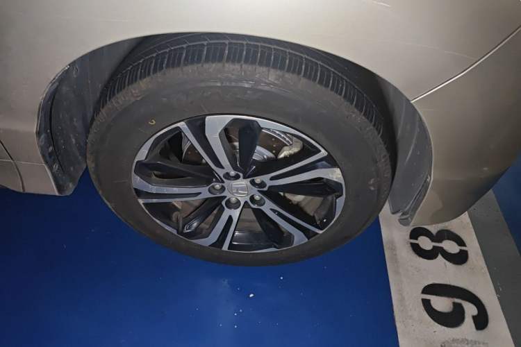 Used Honda UR-V 2017 370TURBO 2WD Prestige Edition China V Right Front Wheel Hub