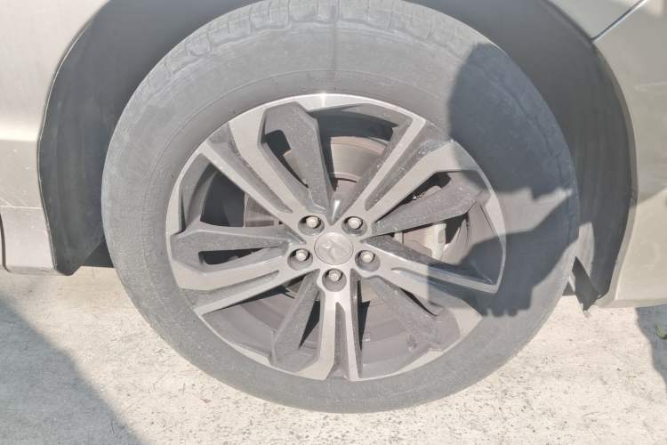 Used Honda UR-V 2017 370TURBO 2WD Prestige Edition China V Right Front Wheel Hub