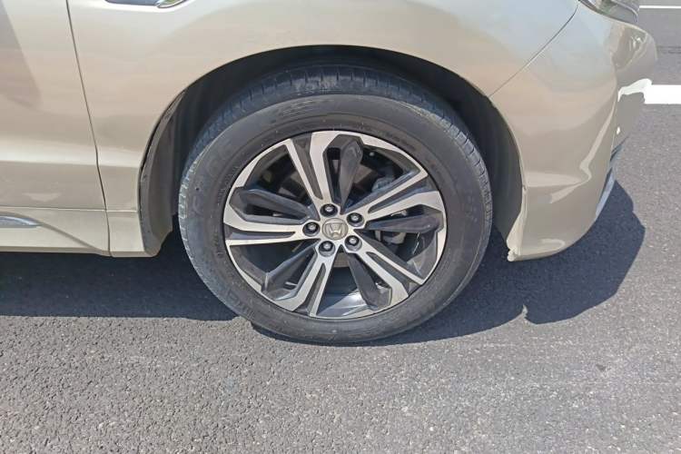 Used Honda UR-V 2017 370TURBO 2WD Prestige Edition China V Right Front Wheel Hub