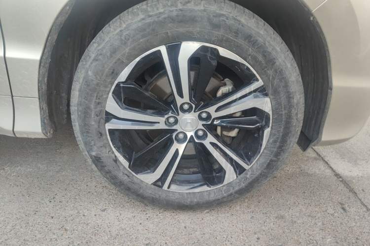 Used Honda UR-V 2017 370TURBO Four-Wheel Drive Prestige Edition China V Right Front Wheel Hub