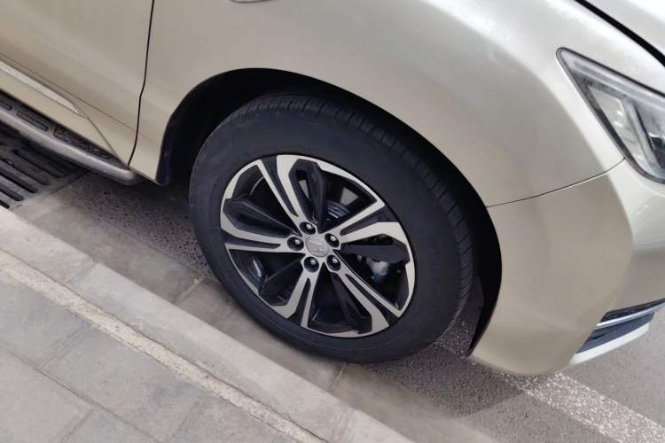 Used Honda UR-V 2017 370TURBO Four-Wheel Drive Prestige Edition China V Right Front Wheel Hub