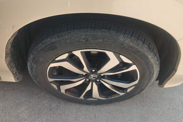 Used Honda UR-V 2017 240TURBO Two-Wheel Drive Classic Edition China V Right Front Wheel Hub