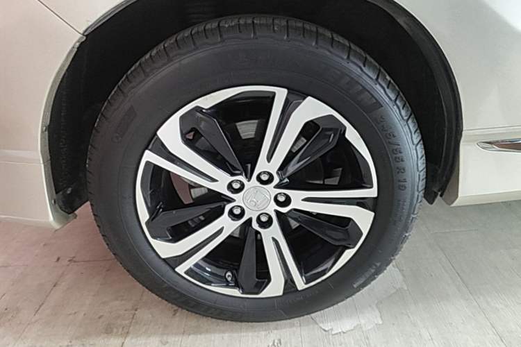 Used Honda UR-V 2017 370TURBO Four-Wheel Drive Prestige Edition China V Right Rear Wheel Hub