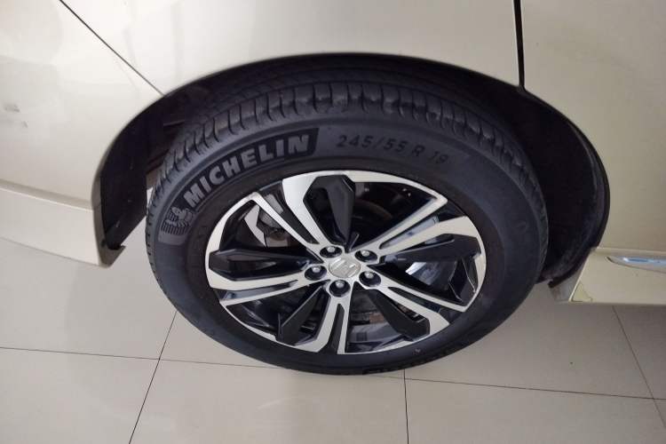 Used Honda UR-V 2017 370TURBO Four-Wheel Drive Prestige Edition China V Right Rear Wheel Hub