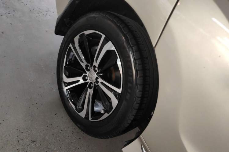 Used Honda UR-V 2017 370TURBO Four-Wheel Drive Prestige Edition China V Right Rear Wheel Hub