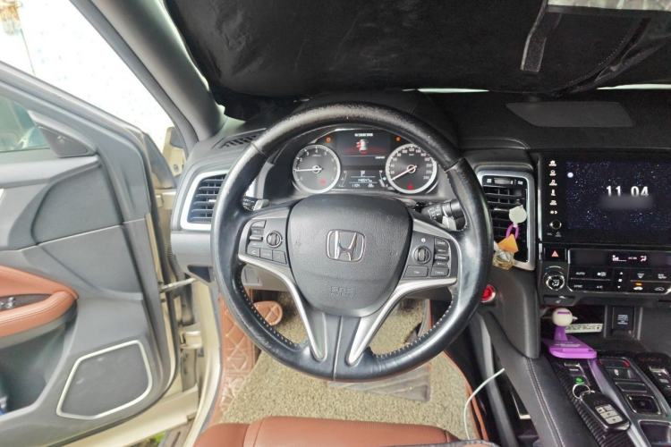 Used Honda UR-V 2017 370TURBO 2WD Prestige Edition China V Steering Wheel