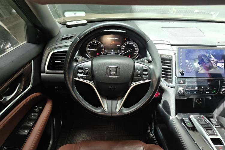 Used Honda UR-V 2017 370TURBO Four-Wheel Drive Prestige Edition China V Steering Wheel