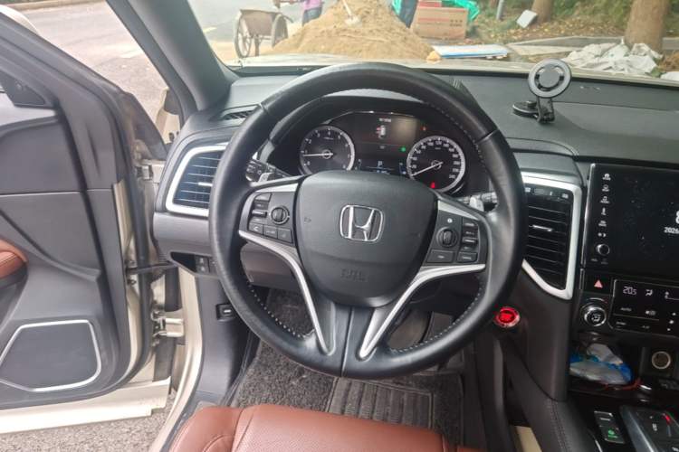 Used Honda UR-V 2017 370TURBO 2WD Prestige Edition China V Steering Wheel