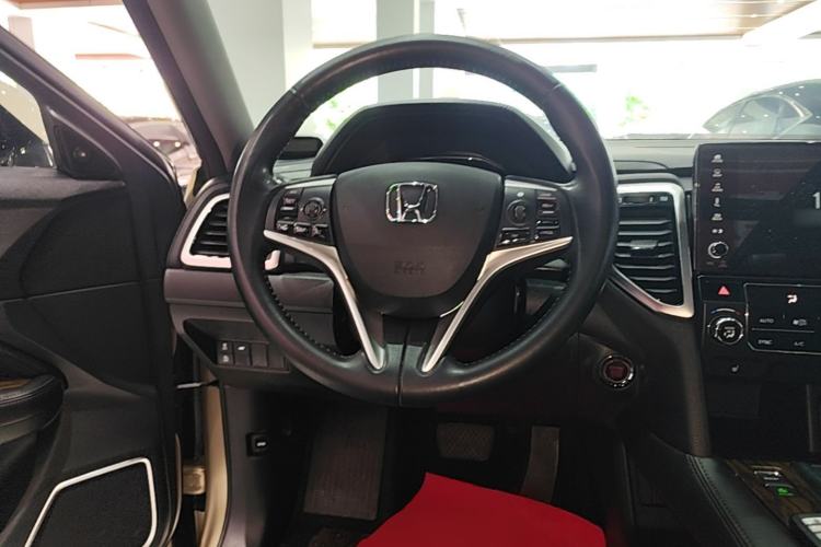 Used Honda UR-V 2017 370TURBO 2WD Prestige Edition China V Steering Wheel