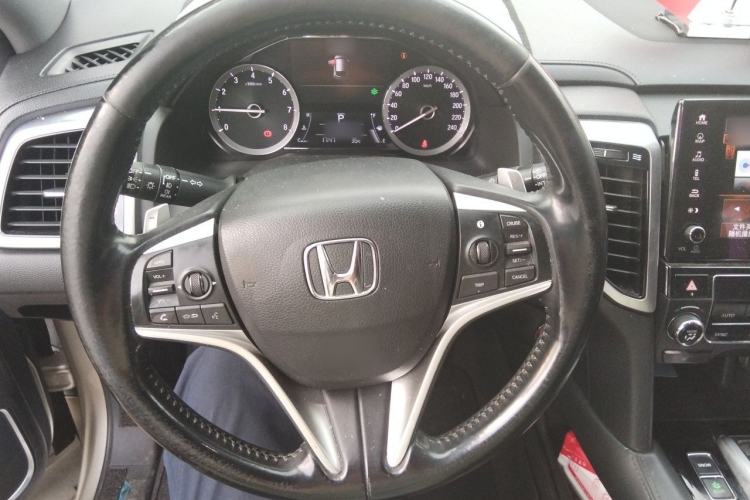 Used Honda UR-V 2017 370TURBO 2WD Prestige Edition China V Steering Wheel