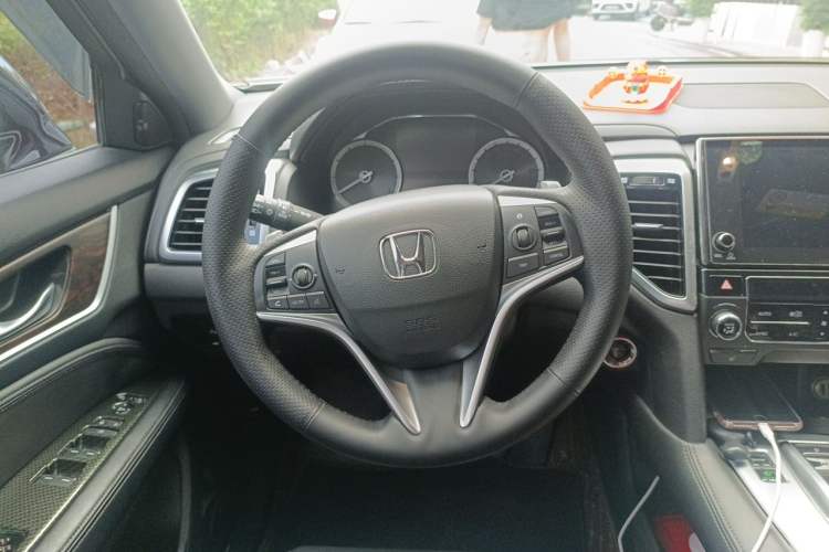 Used Honda UR-V 2017 370TURBO Four-Wheel Drive Prestige Edition China V Steering Wheel