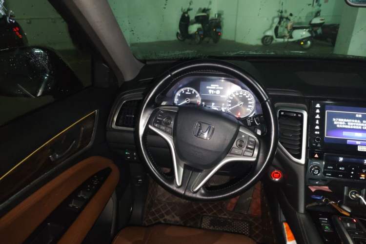Used Honda UR-V 2017 370TURBO Four-Wheel Drive Prestige Edition China V Steering Wheel