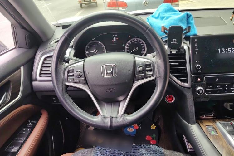 Used Honda UR-V 2017 370TURBO Four-Wheel Drive Prestige Edition China V Steering Wheel
