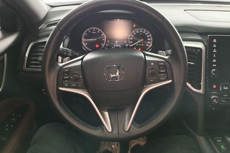 Used Honda UR-V 2017 370TURBO 2WD Prestige Edition China V Steering Wheel