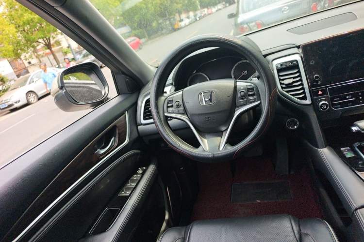 Used Honda UR-V 2017 240TURBO Two-Wheel Drive Classic Edition China V Steering Wheel