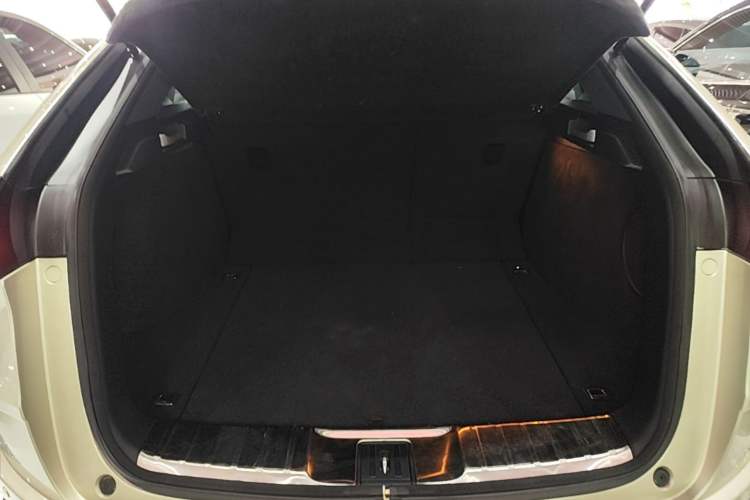 Used Honda UR-V 2017 370TURBO 2WD Prestige Edition China V Trunk