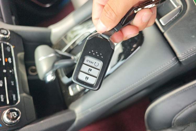 Used Honda UR-V 2017 240TURBO Two-Wheel Drive Classic Edition China V Vehicle Key