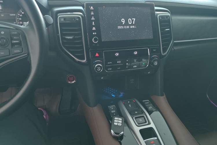 Used Honda UR-V 2020 370TURBO Two-Wheel Drive Luxury Edition Audio And AC Panel
