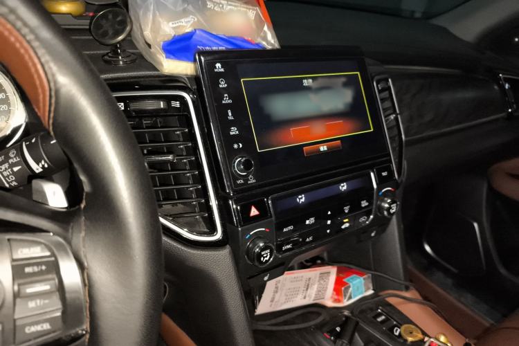 Used Honda UR-V 2020 370TURBO Two-Wheel Drive Luxury Edition Audio And AC Panel