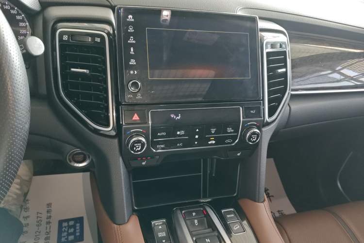Used Honda UR-V 2020 370TURBO Four-Wheel Drive Prestige Edition Audio And AC Panel