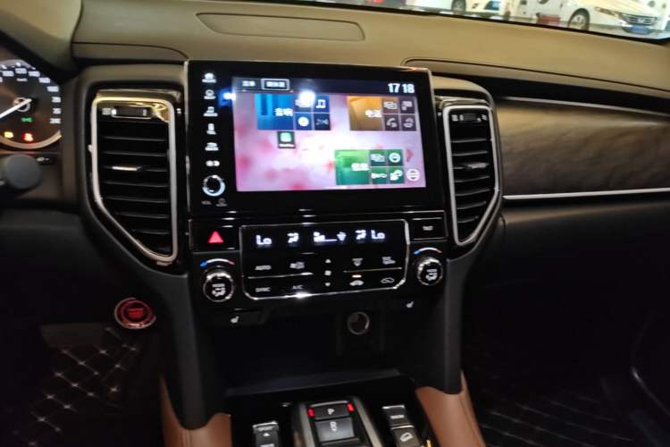 Used Honda UR-V 2020 370TURBO Four-Wheel Drive Prestige Edition Audio And AC Panel