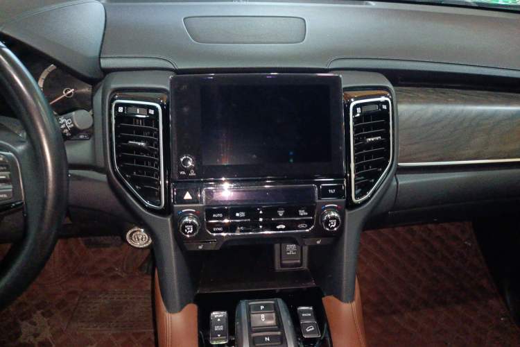 Used Honda UR-V 2020 370TURBO Four-Wheel Drive Prestige Edition Audio And AC Panel