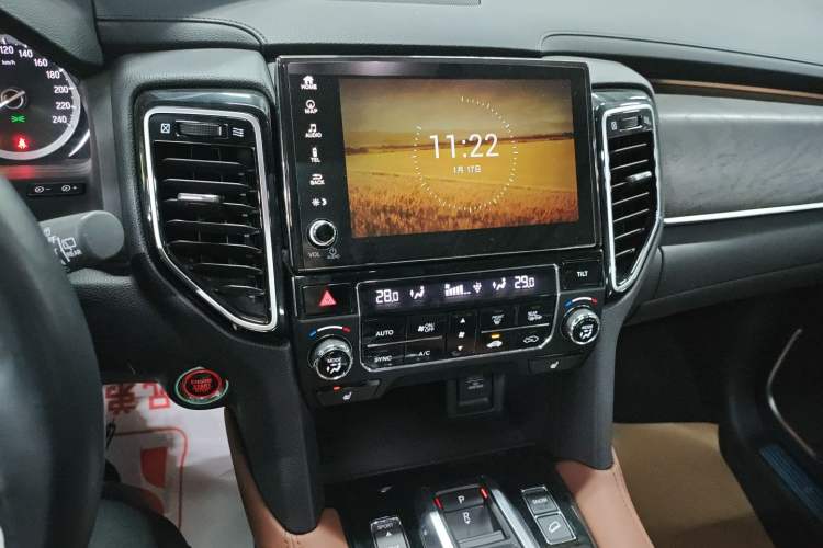 Used Honda UR-V 2020 370TURBO Four-Wheel Drive Prestige Edition Audio And AC Panel