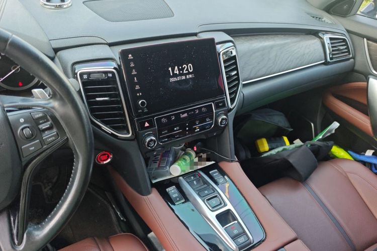 Used Honda UR-V 2020 370TURBO Two-Wheel Drive Luxury Edition Audio And AC Panel