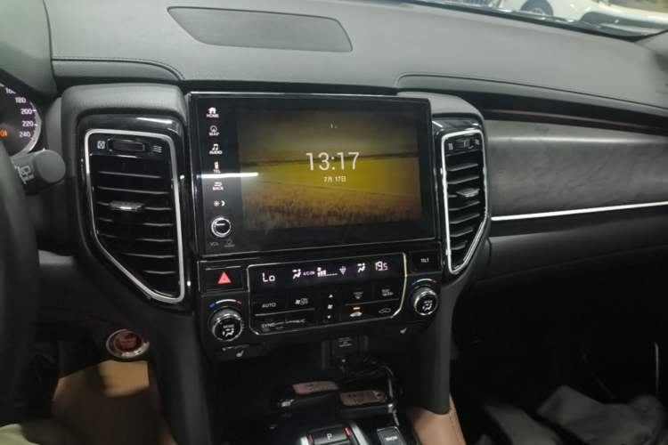 Used Honda UR-V 2020 370TURBO Four-Wheel Drive Prestige Edition Audio And AC Panel