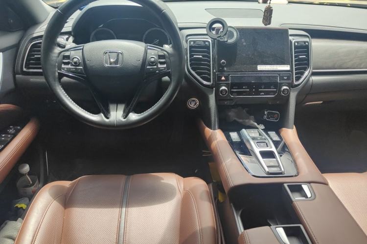 Used Honda UR-V 2020 370TURBO Two-Wheel Drive Luxury Edition Center Console