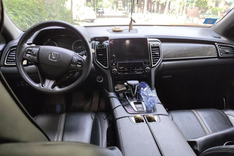 Used Honda UR-V 2020 240TURBO Front-Wheel Drive Elegant Edition Center Console