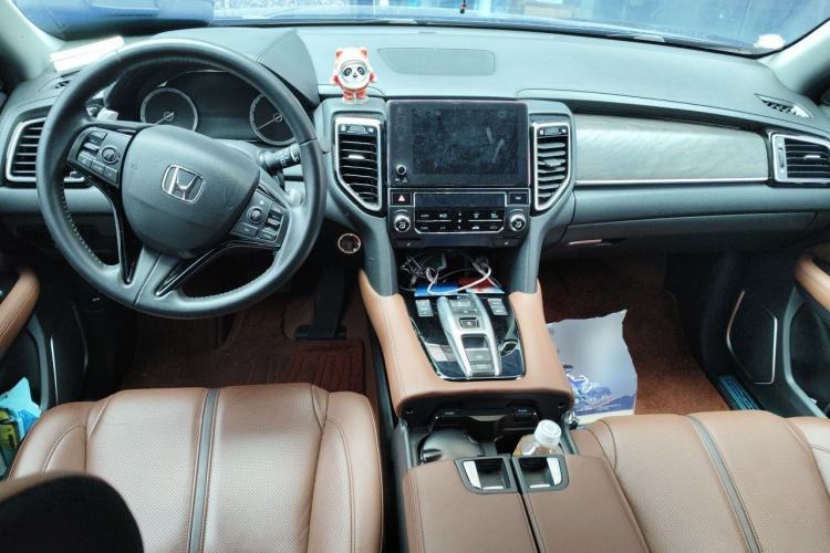 Used Honda UR-V 2020 370TURBO Two-Wheel Drive Luxury Edition Center Console