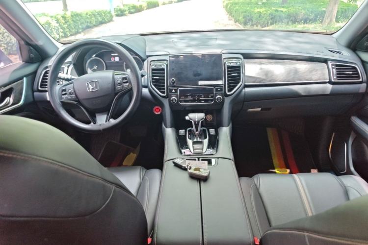 Used Honda UR-V 2020 240TURBO Two-Wheel Drive Zhiyue Version Center Console