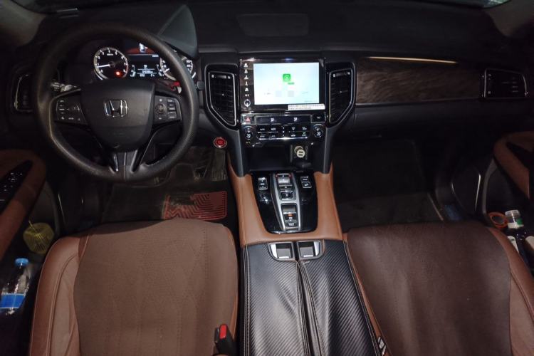 Used Honda UR-V 2020 370TURBO Two-Wheel Drive Luxury Edition Center Console